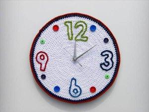 diy crochet wall clock
