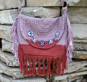 free Bohemian crochet bag pattern
