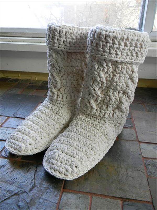 Easy crochet 2024 slipper boots