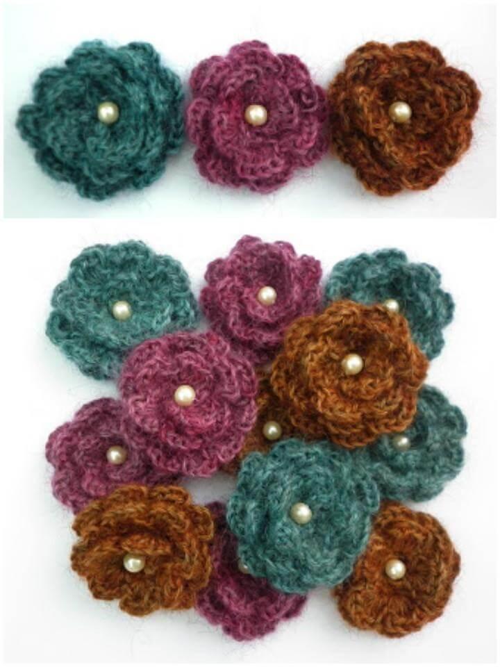crochet yarndale flower brooch
