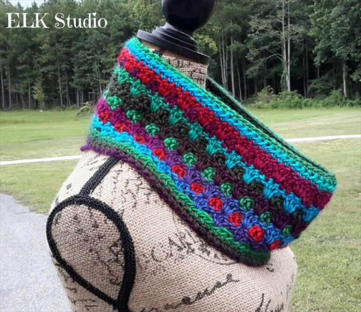 crochet lovely cowl free pattern by Elk Studio